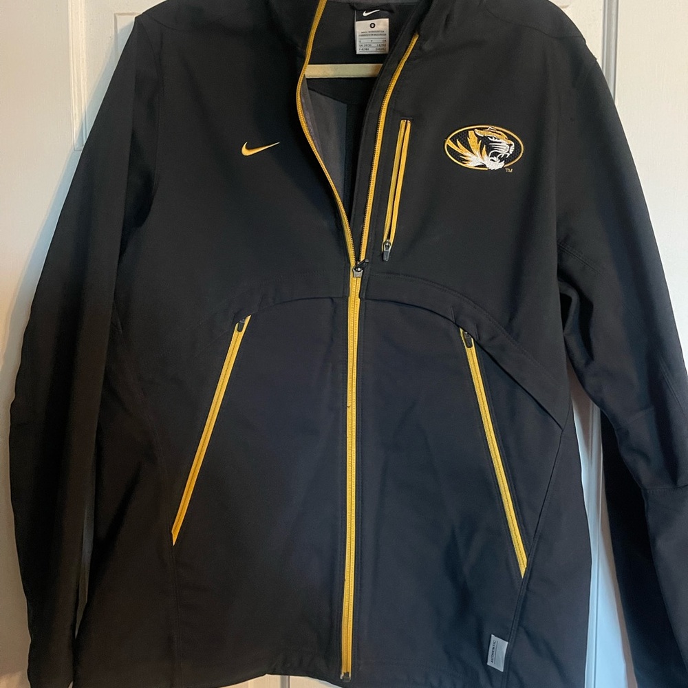 Women’s Nike Missouri Mizzou Tigers Shell Wind Weather Jacket